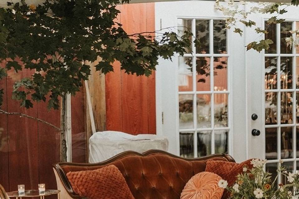 Pretty Little Vintage Co.