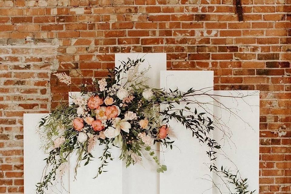 Pretty Little Vintage Co.