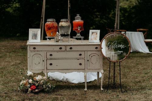 Pretty Little Vintage Co.