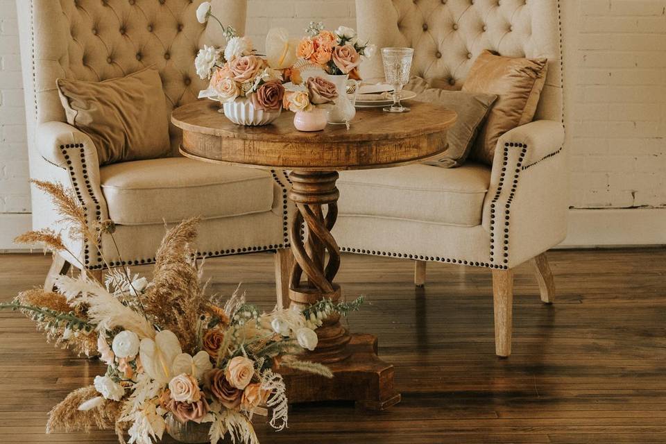 Pretty Little Vintage Co.