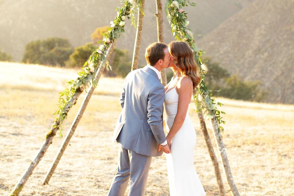 Figueroa mountain farmhouse boho wedding ceremony