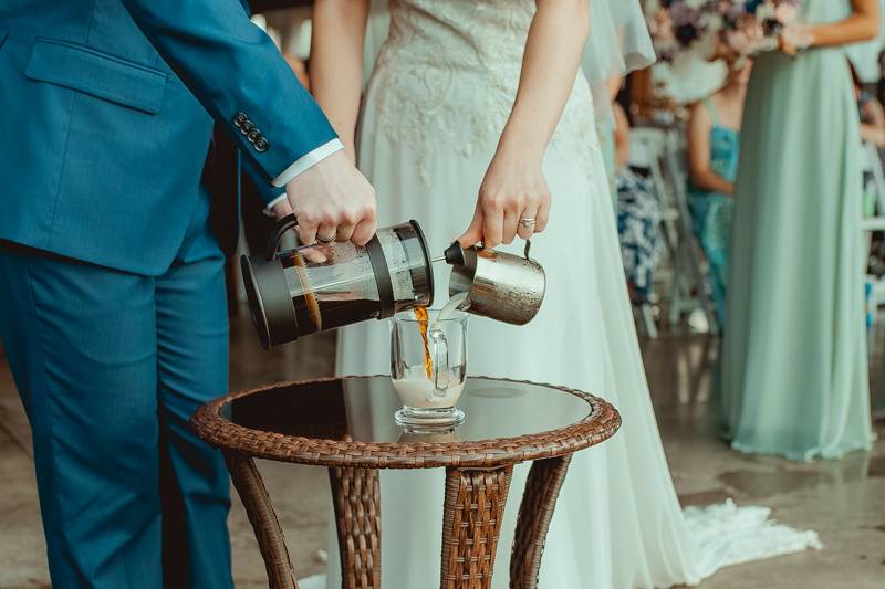 Unity symbol, coffee and cream