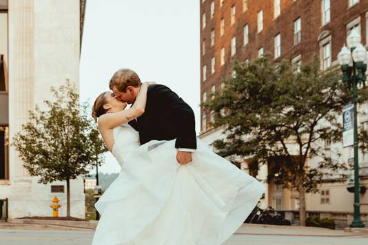 Couple's Portrait City Vibe