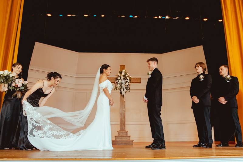 Ceremony bride's dress fluff