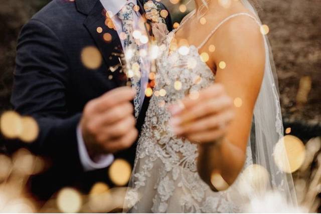 Romantic wedding in The Encore Hall