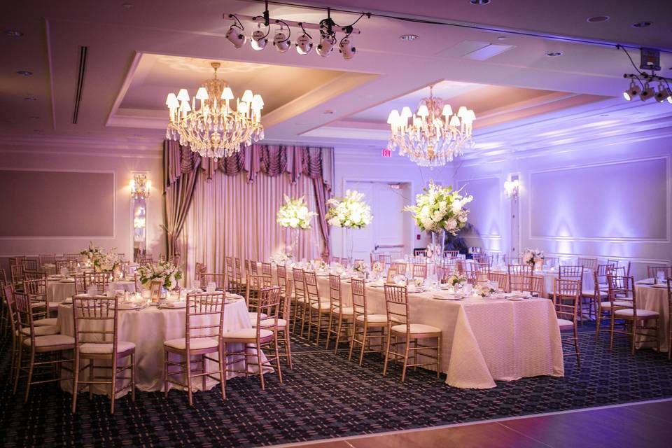 Table set-up with flower centerpiece