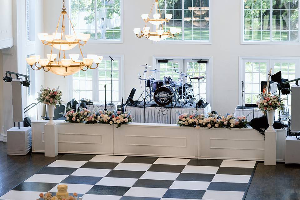 Live band