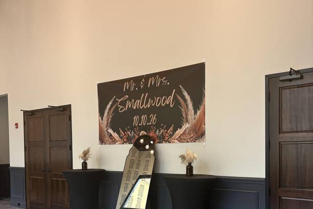 Foyer Decor