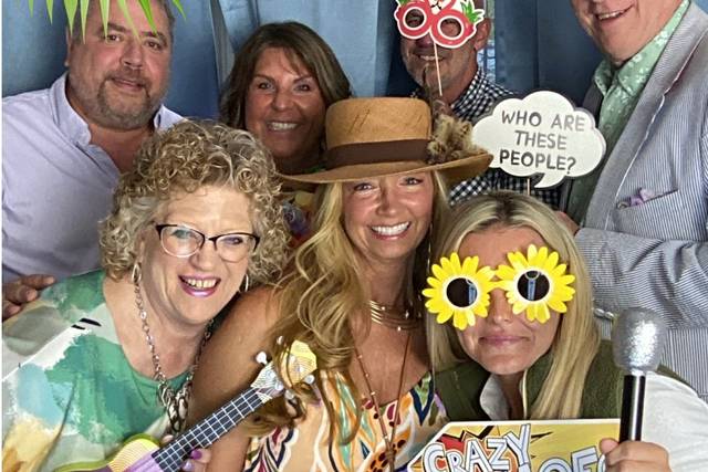 J&J Cincinnati Photo Booth