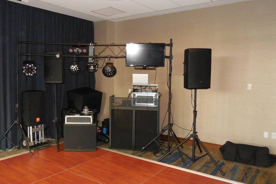 Set up with sub & truss