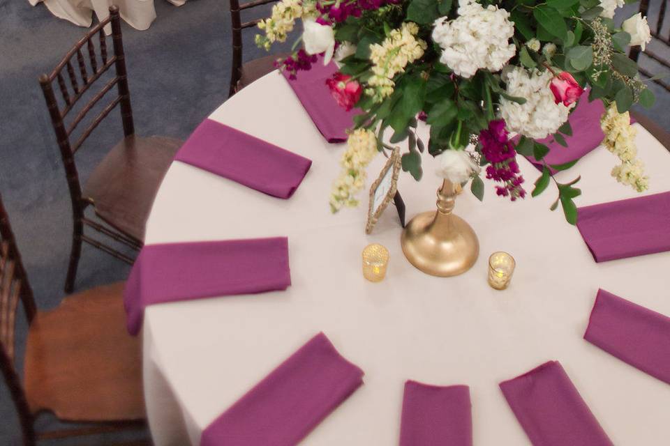 Pink table accents