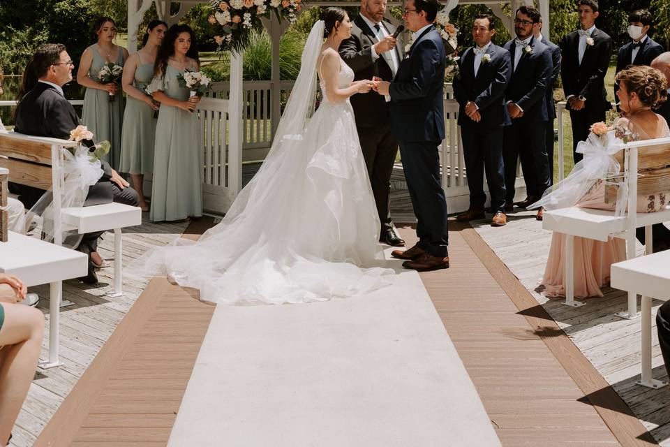 A lovely Flowerfields wedding.