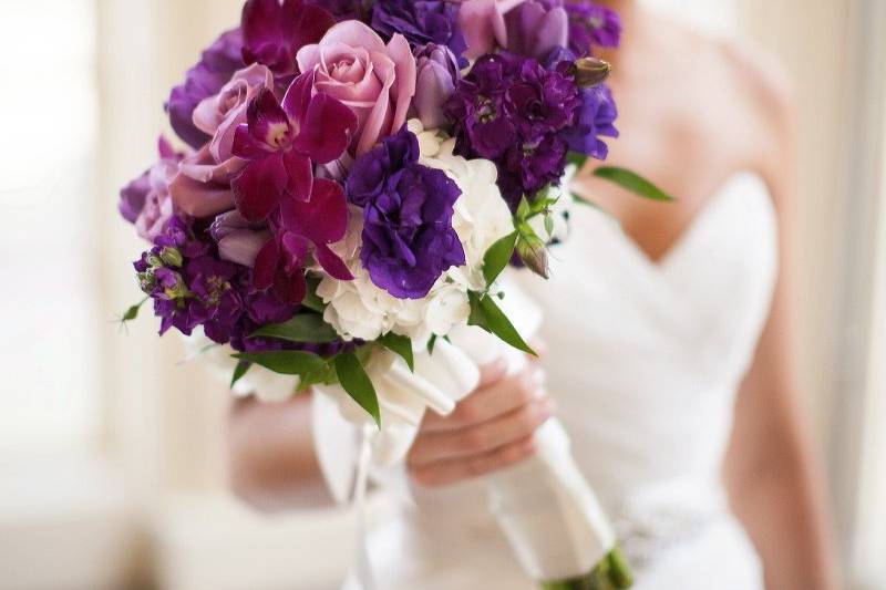 Bride with purple bouquet