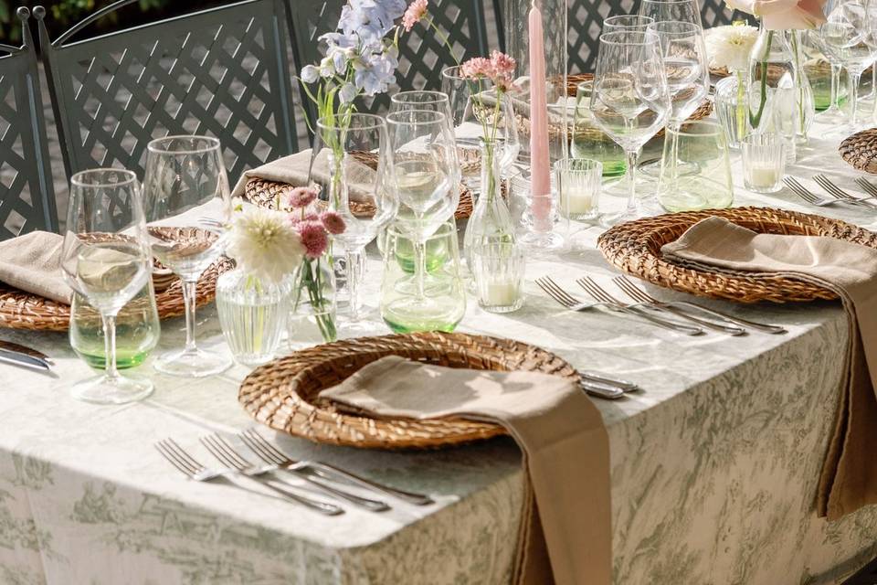 Table setting