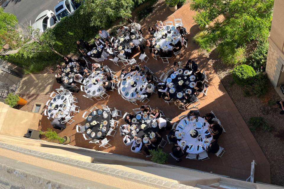 Large party table set up