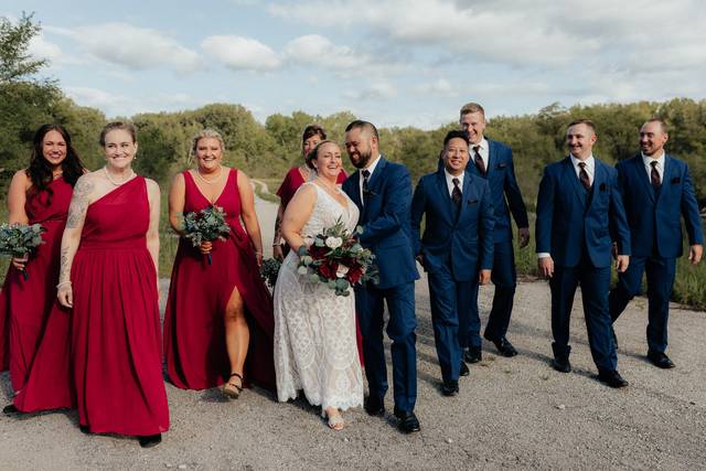 Des Moines Weddings