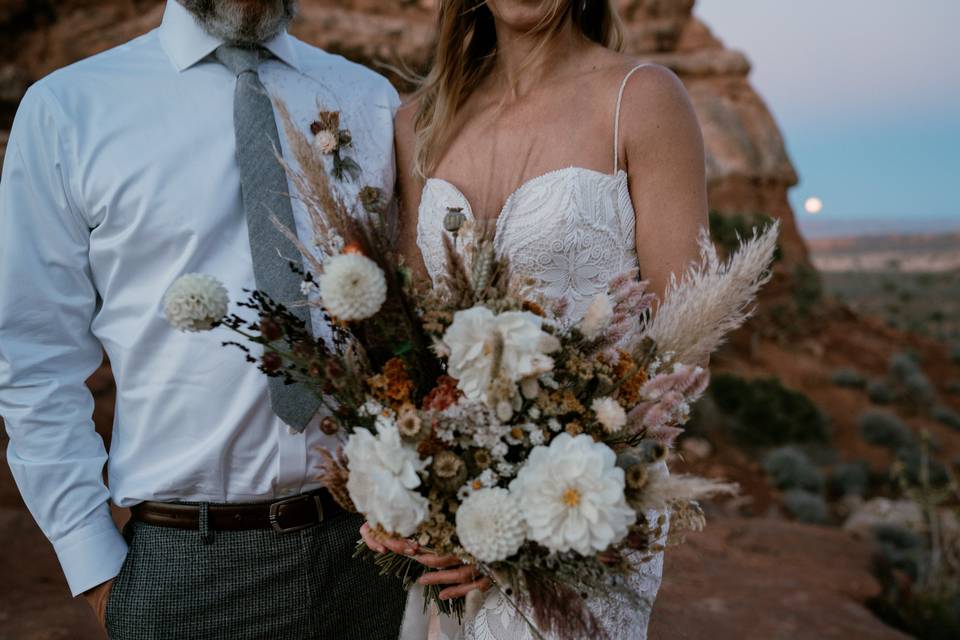 Everlasting dry bridal bouquet