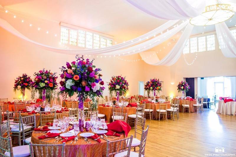 Colorful centerpieces