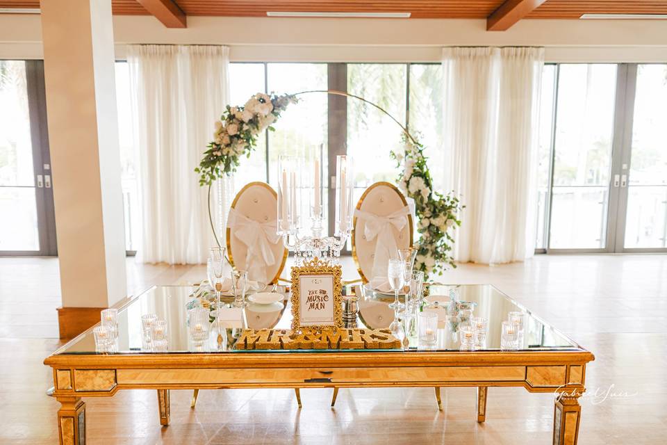 Sweetheart Table