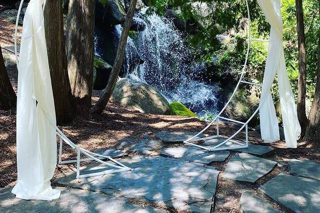 Uniquely Yours, ceremonies by fia