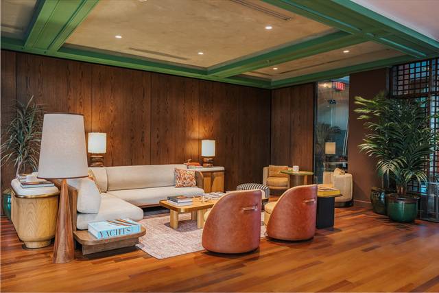 Green Room/Lobby