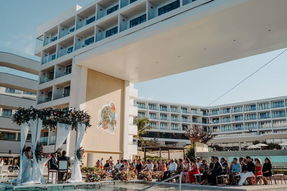 Sensira Resorts
