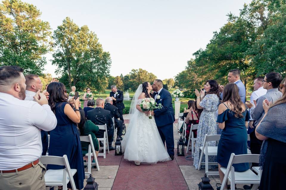 Kaitlynne Grice - Classic Southern Wedding, 2016