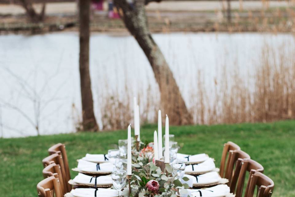 Honeywood Farm Table Rentals