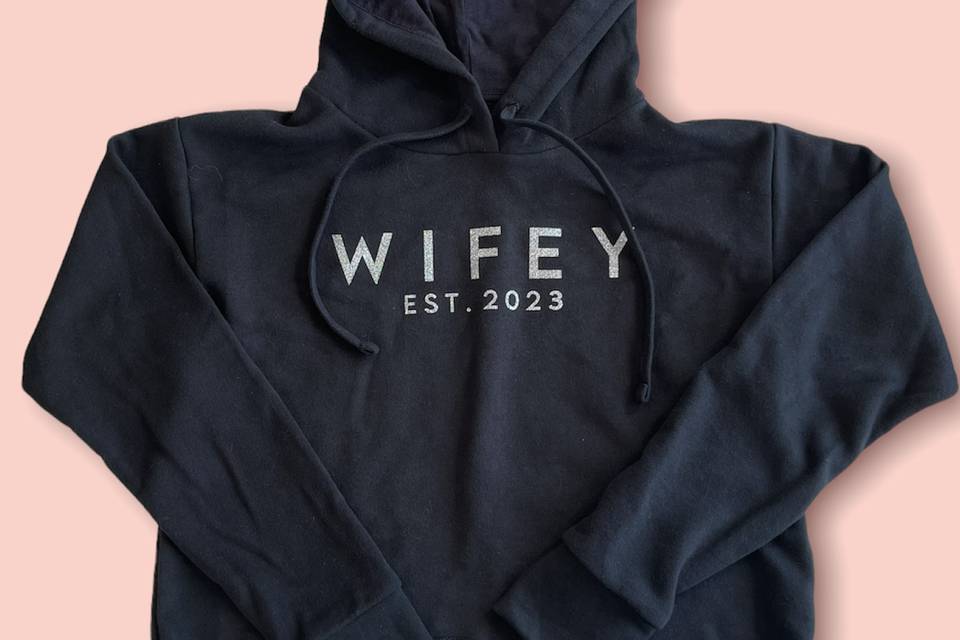 Wifey Est. Day Cropped Hoodie