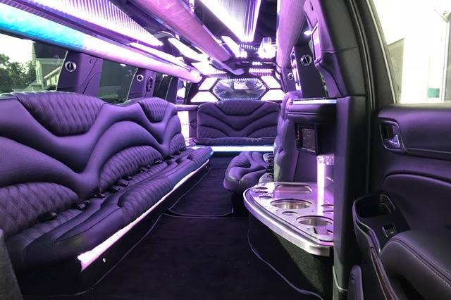 20 Passenger Escalade Interior