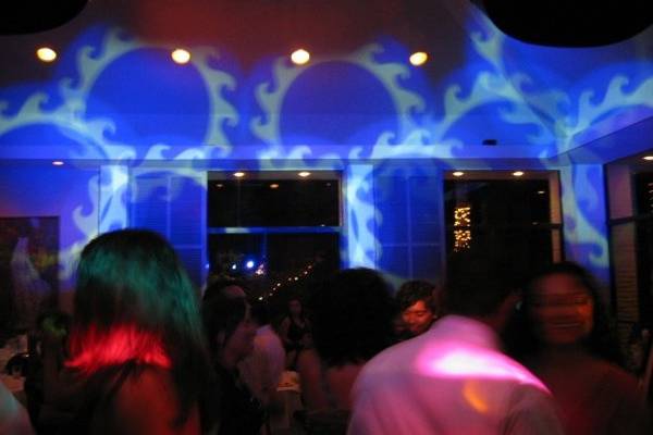 Sample of Free Lighting with all Wedding Packages. Sample picture of dance floor lighting.
