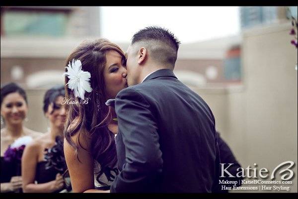 KBC Mineral Makeup & 2 Sets of Hair Extensions by Katie B on Bride Stephanie! Stephanie wrote to me: 