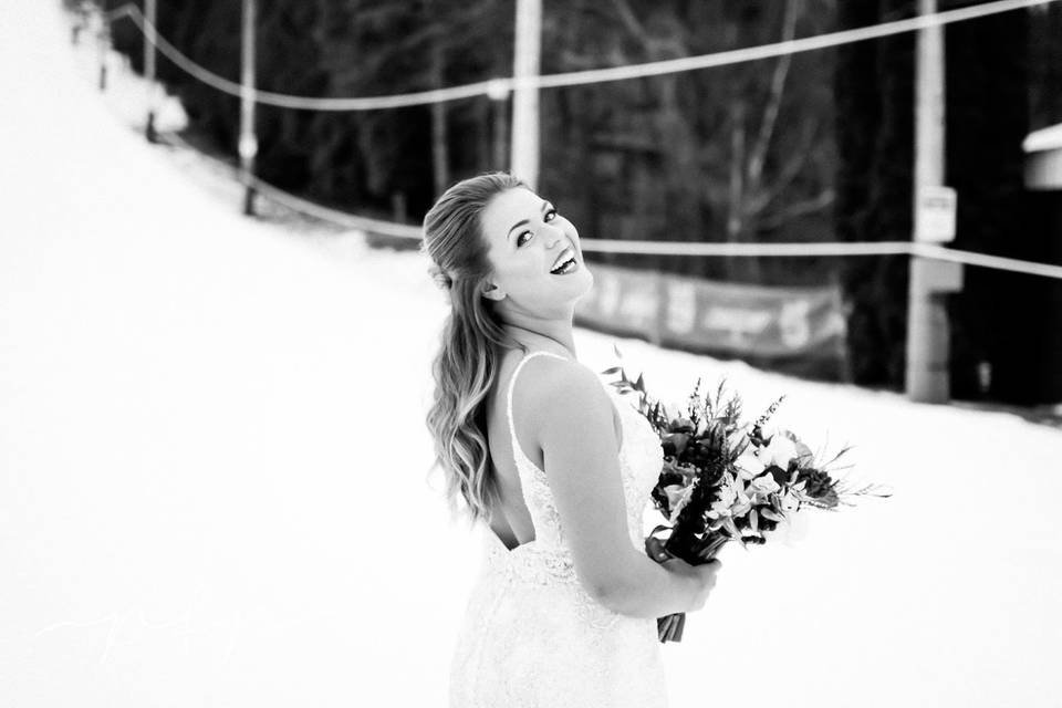 Glitzy Glam WI Winter Wedding