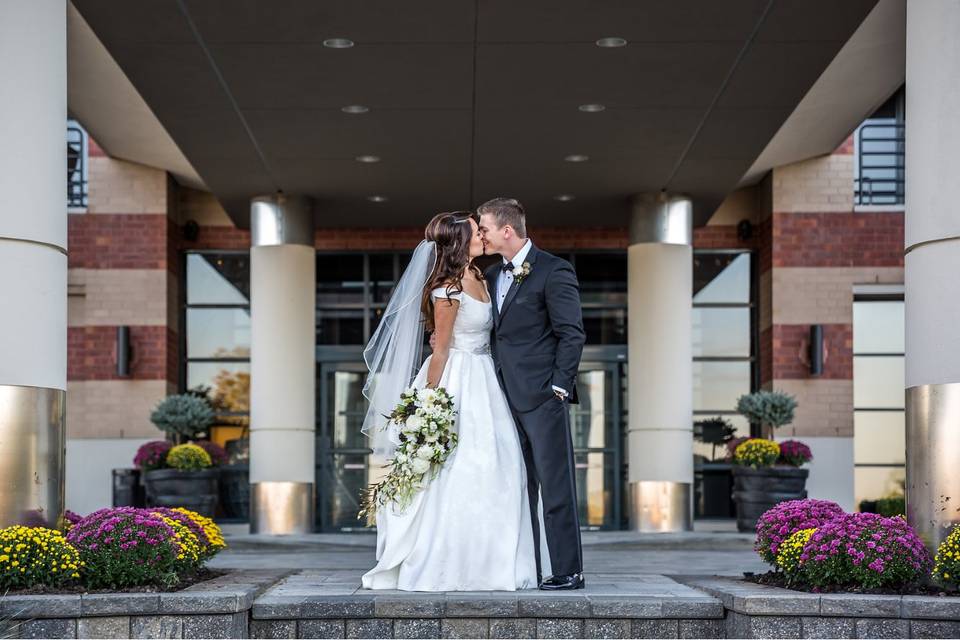 Newlyweds kissing