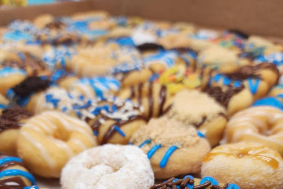 Stamford's new So Fresh Doughnut Co. makes mini donuts