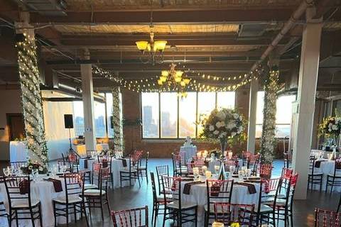 Skyline Lake Room