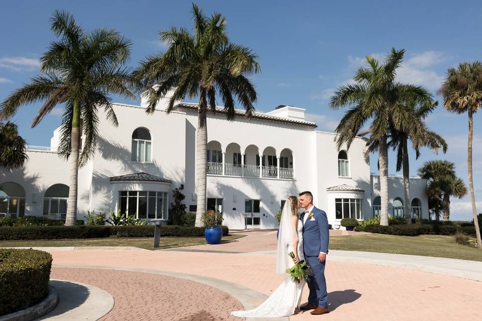 Wedding couple - The Mansion