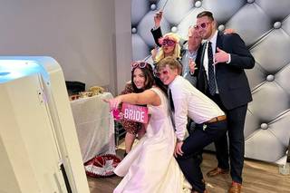Forever Memories PhotoBooth LLC