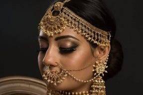 Accessories adorning the bride