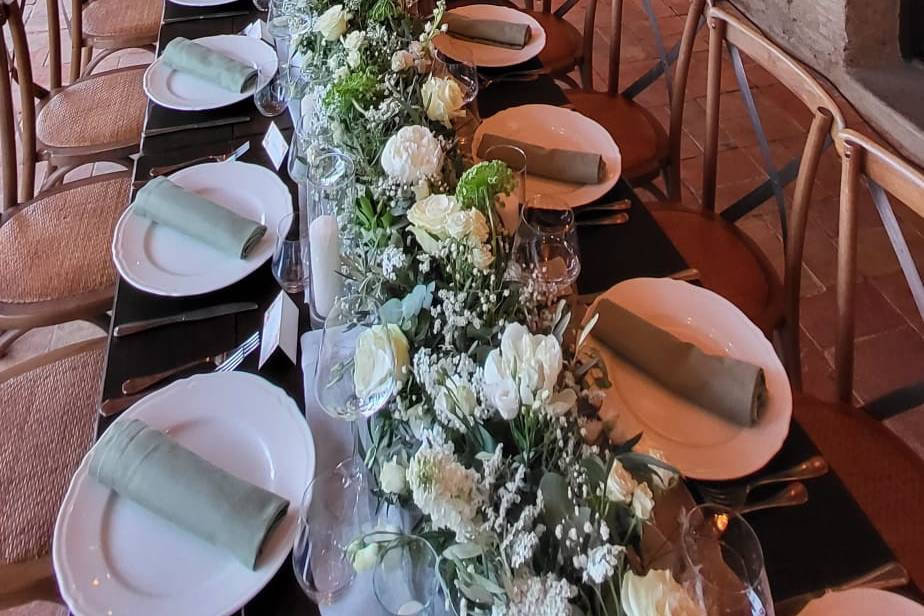 Long table for wedding dinner
