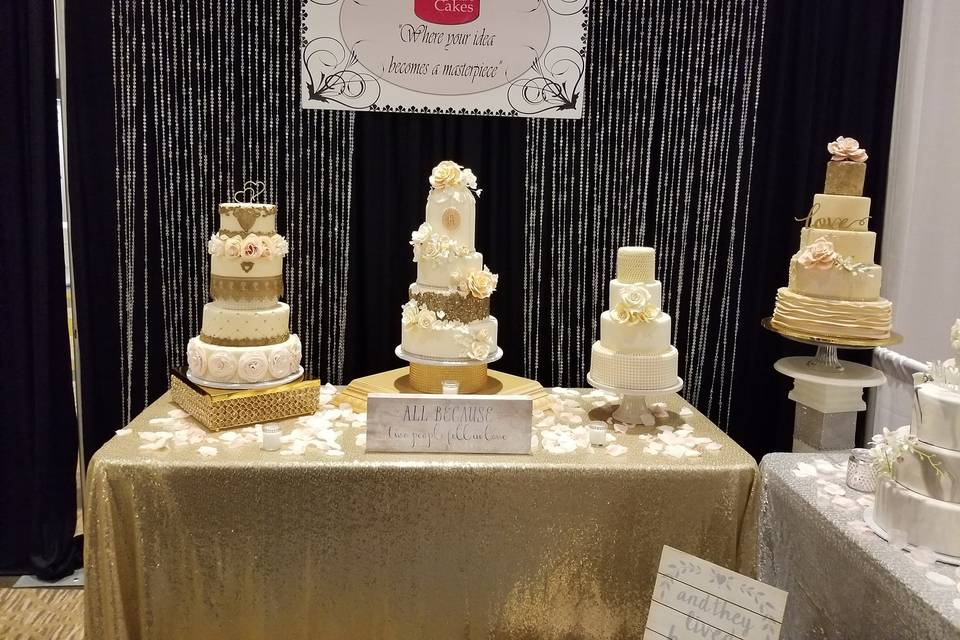 Wedding expo1 gold and white