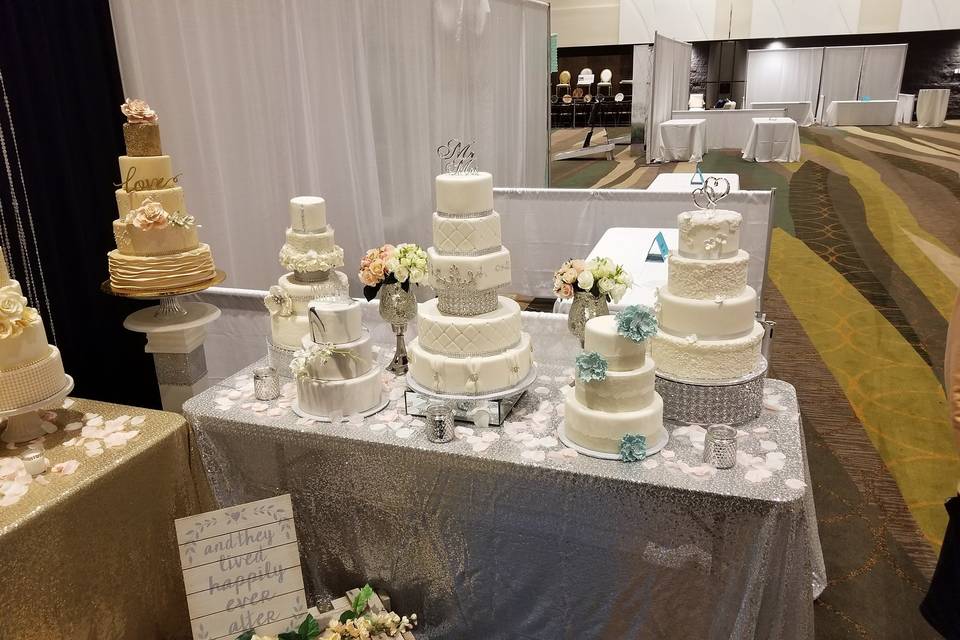 Wedding Expo silver cakes