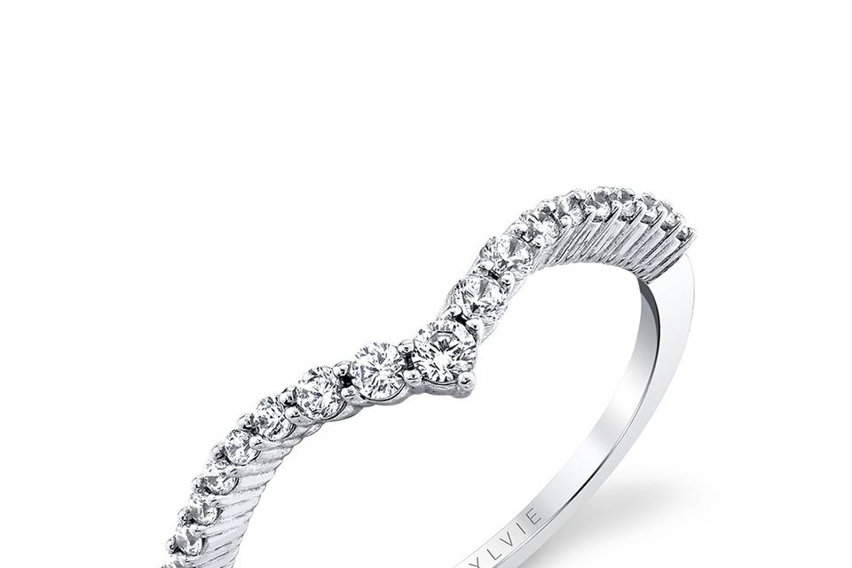 Womens Diamond Contour Band