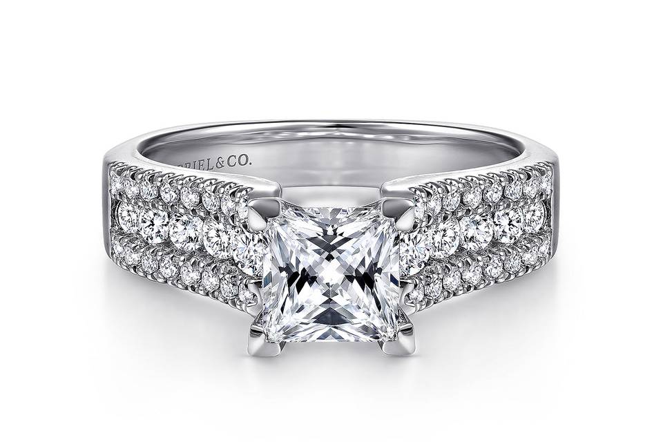 Princess Cut Diamond Engage