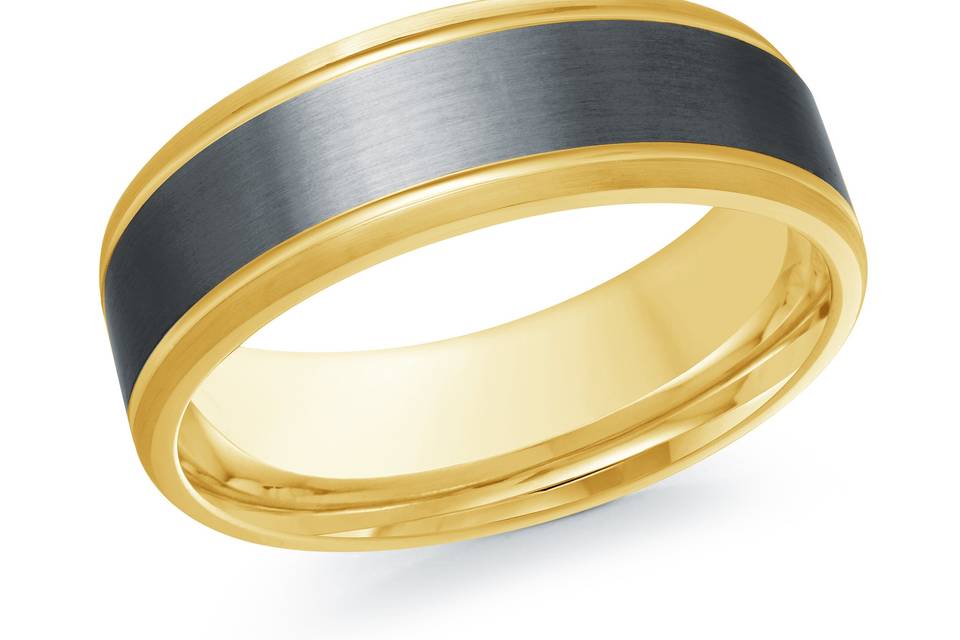 Carbon Fiber and Gold Band