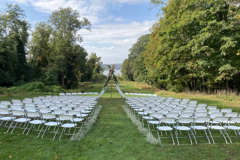 Boho ceremony