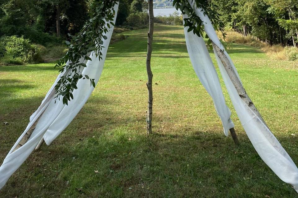 Boho ceremony