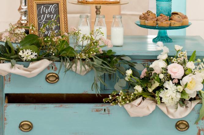 Cookie and Cake Table