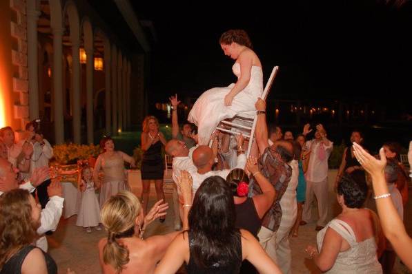 Tossing the bride