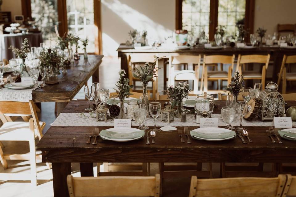 Table Arrangement